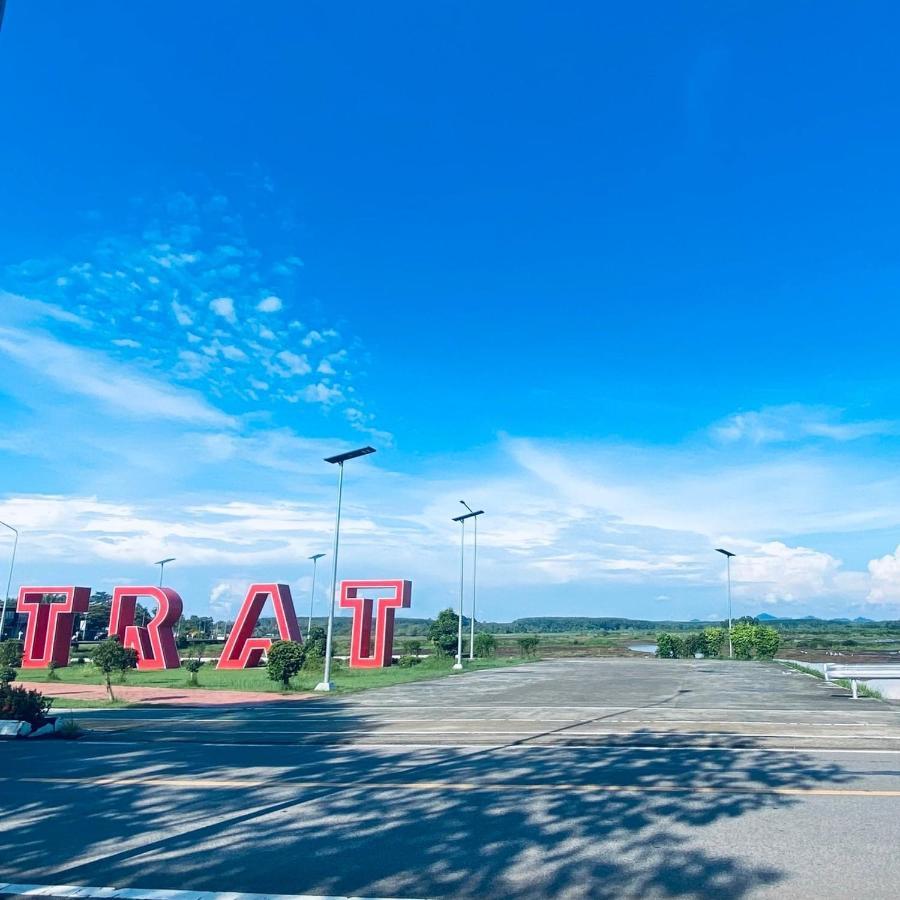 Artist'S Place Trat Exterior photo