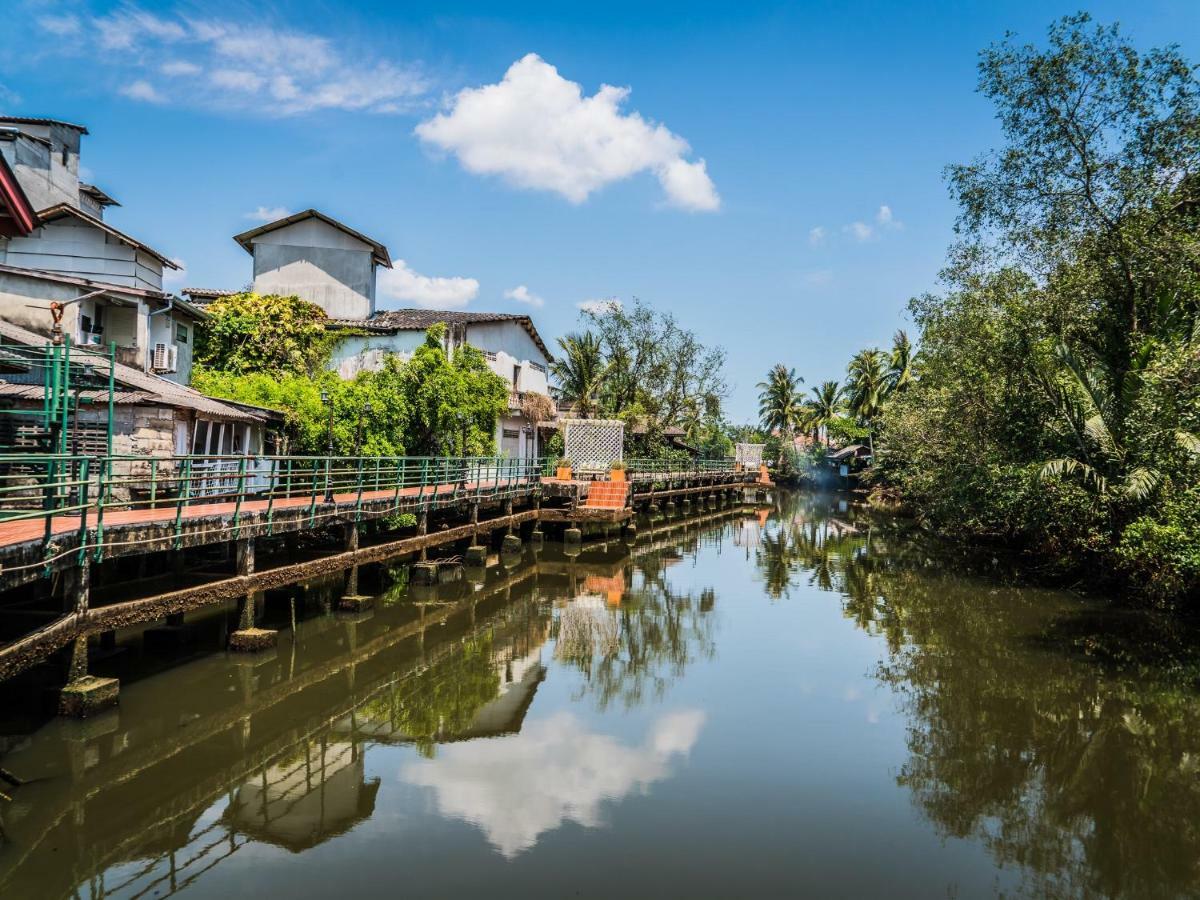 Artist'S Place Trat Exterior photo